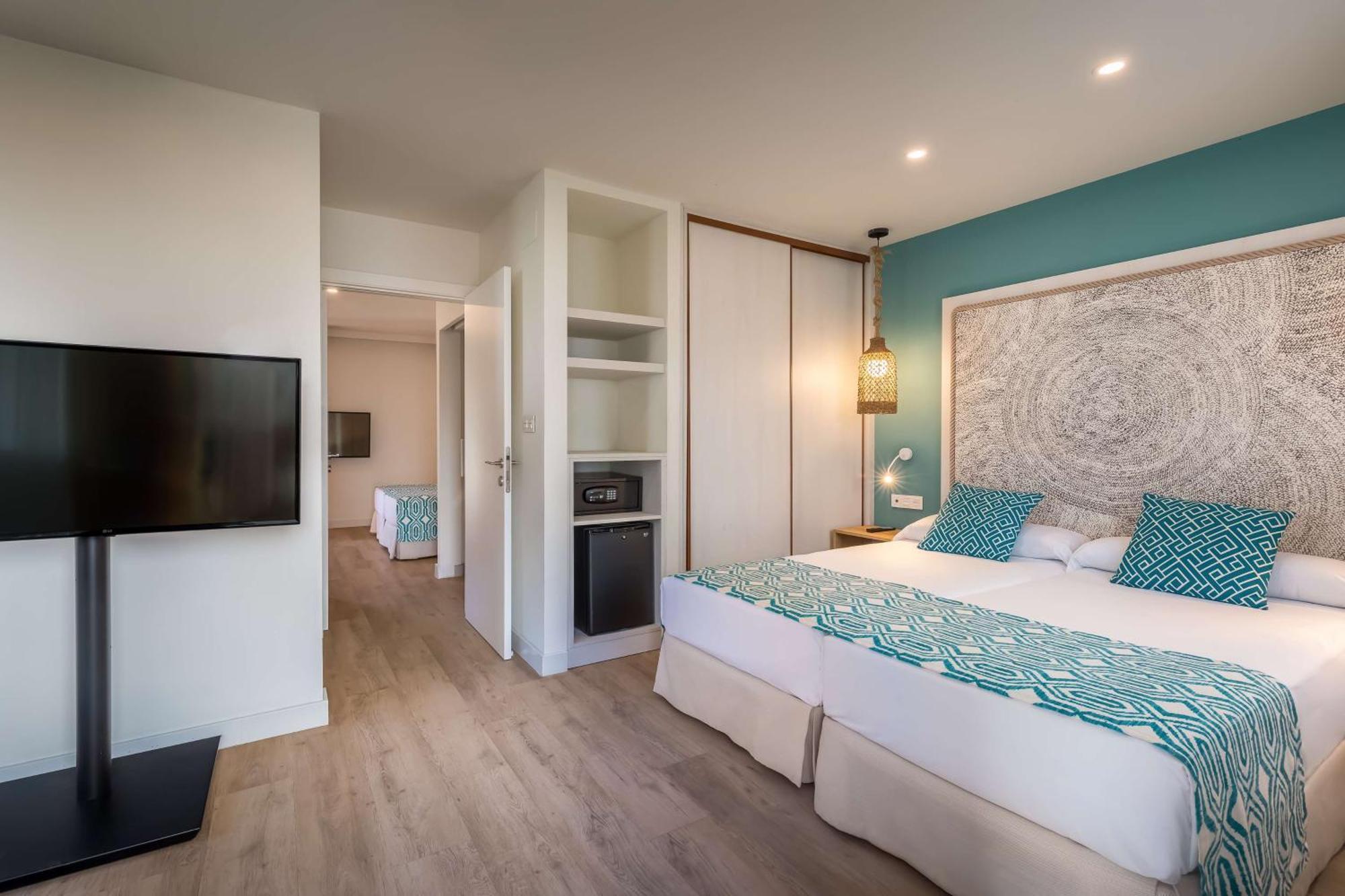 Occidental Torremolinos Playa Hotel Bagian luar foto