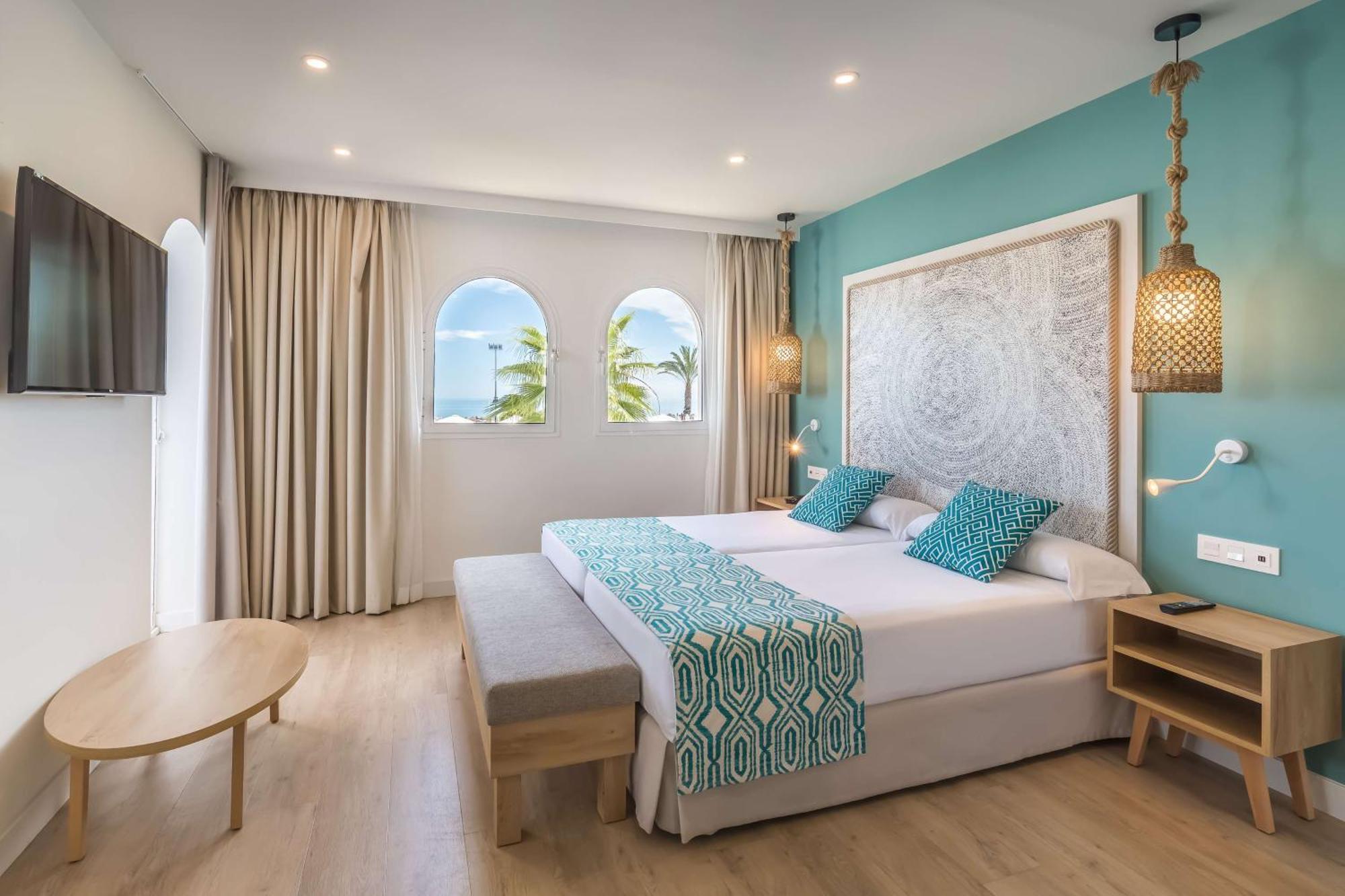 Occidental Torremolinos Playa Hotel Bagian luar foto